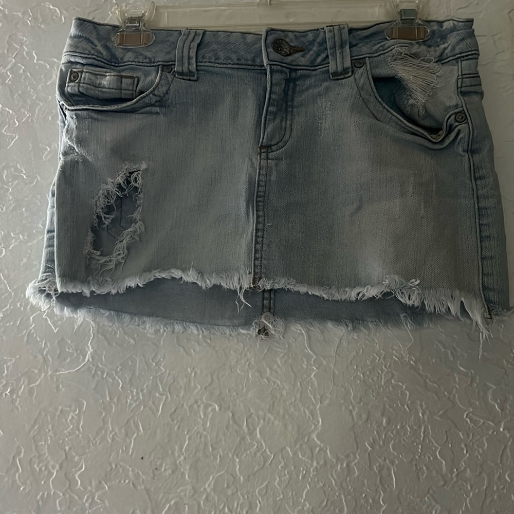 low rise mini skirt size 9,style number s5232lw